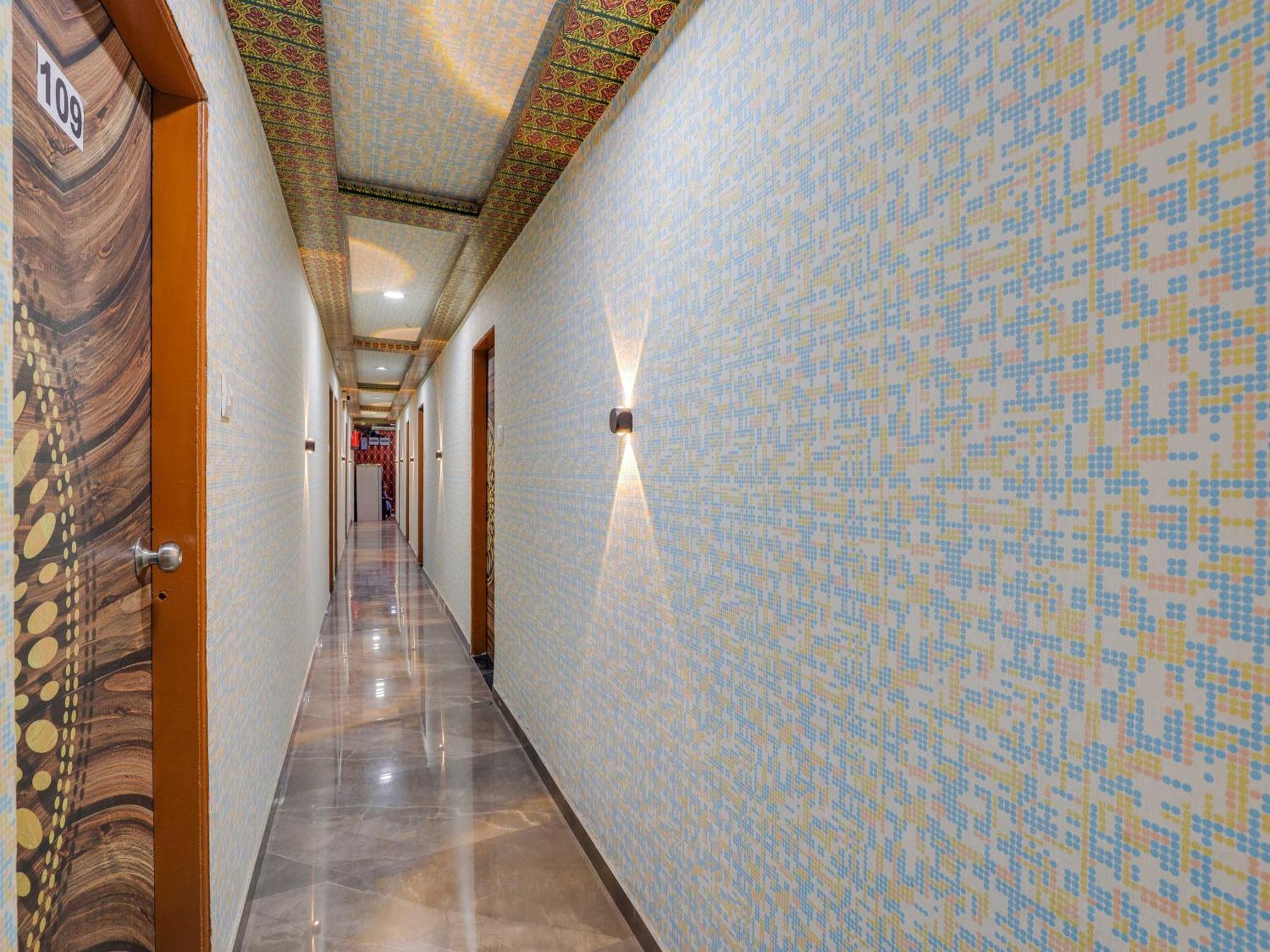 סוראט Hotel O Green City מראה חיצוני תמונה